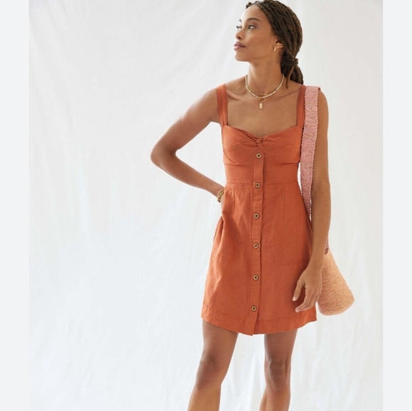 Maeve Dresses & Skirts - Maeve by Anthropologie Twist Front Button Down Dress